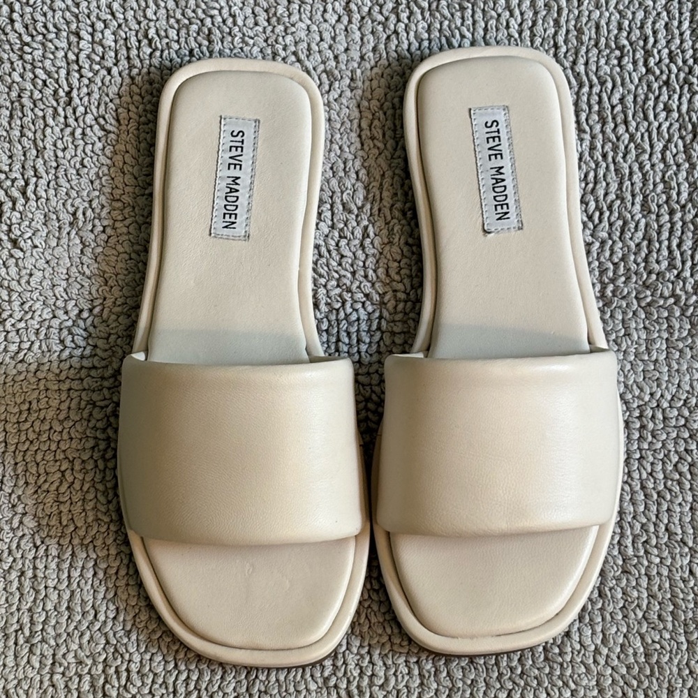 Steve Madden Cream Minimalist Slide Sandals